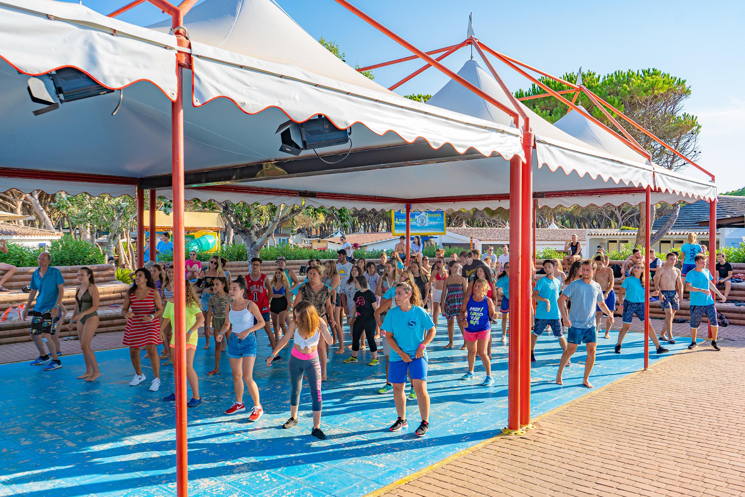 Camping Village Baia Blu La Tortuga Aglientu Ngoại thất bức ảnh