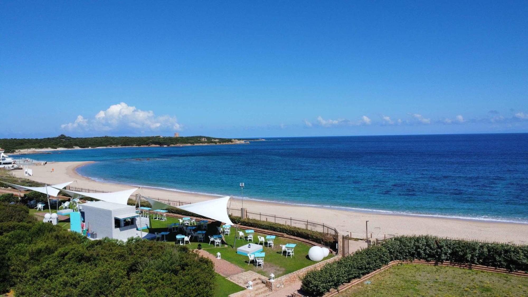 Camping Village Baia Blu La Tortuga Aglientu Ngoại thất bức ảnh